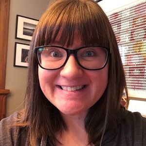 Meet your Posher, Angela